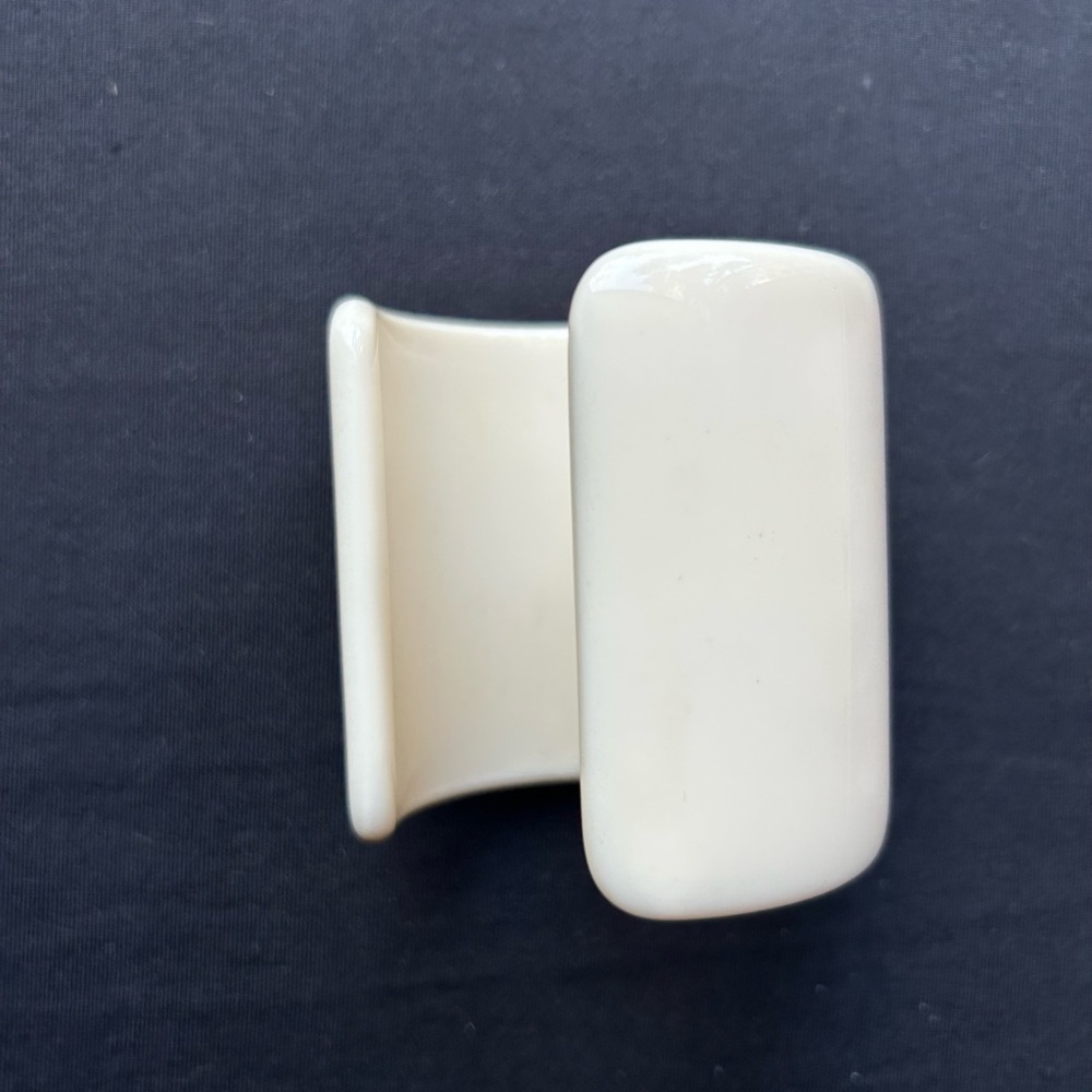 Vintage TORY BURCH black ivory White Gold resin cuffs Acrylic Statement Bold - Picture 5 of 10